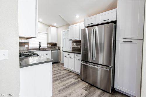 517 Crony Ave, Henderson, NV, 89011-4369 | Card Image