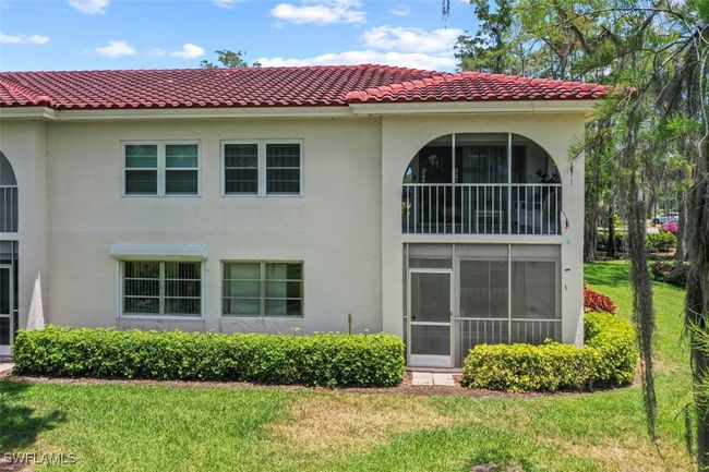 E210 - 1055 Forest Lakes Dr, Condo with 2 bedrooms, 2 bathrooms and null parking in NAPLES FL | Image 22
