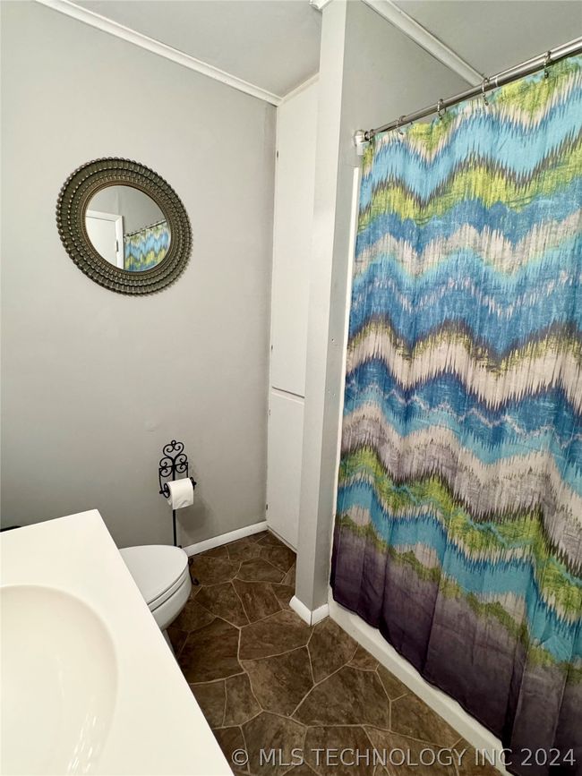 244 E Main St, House other with 2 bedrooms, 1 bathrooms and null parking in Big Cabin OK | Image 25