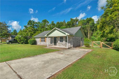 391 Sabreena Cir, Hinesville, GA, 31313-8206 | Card Image