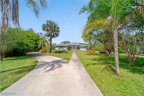 1321 8th St Ne, Naples, FL, 34120-7462 | Card Image