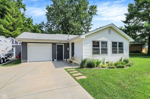 420 Glenn Dr, Greenwood, IN, 46142-3014 | Card Image