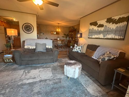 unit-57-150 Wilshire Dr, Hollister, MO, 65672-6311 | Card Image