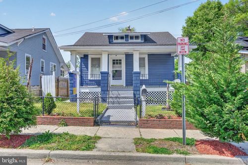 4004 Lawrence St, BRENTWOOD, MD, 20722-2123 | Card Image