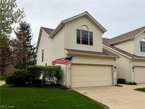 1025 Parsons Rd, Grafton, OH, 44044-1329 | Card Image