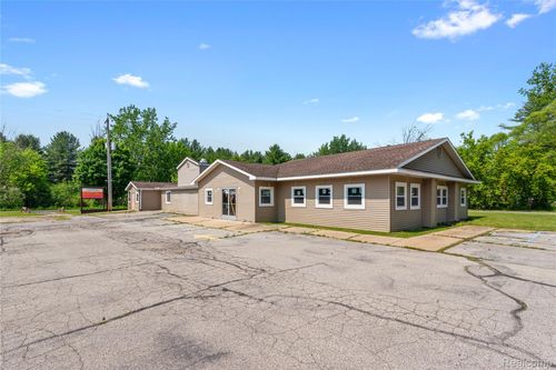 201 W Saginaw Rd, Sanford, MI, 48657-9764 | Card Image
