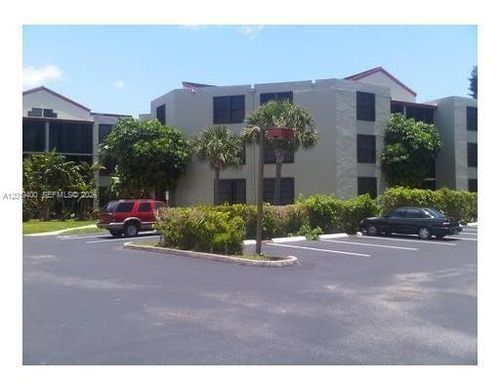 114-210 Lake Pointe Dr, Oakland Park, FL, 33309-3540 | Card Image