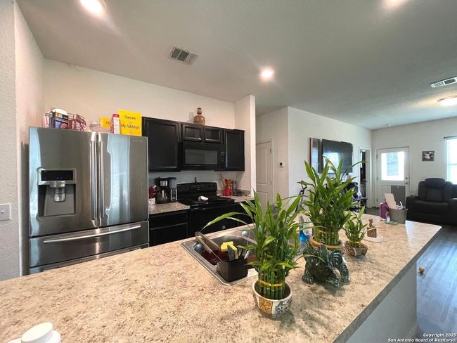 801 Bunton Ln, House other with 3 bedrooms, 2 bathrooms and null parking in Kyle TX | Image 7