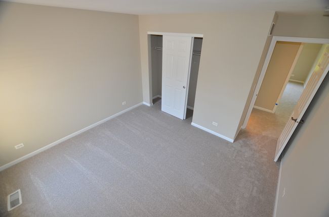 1211 Townes Cir, Townhouse with 3 bedrooms, 4 bathrooms and 2 parking in Aurora IL | Image 28