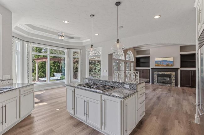1601 Cedar Bend, House other with 5 bedrooms, 4 bathrooms and null parking in Hartland WI | Image 19