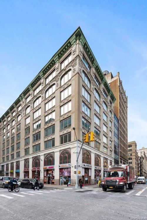 224-139 Centre St, New York, NY, 10013-4553 | Card Image