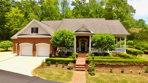 234 Sunshine Dr, Williamsburg, KY, 40769-1898 | Card Image