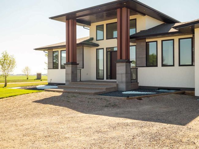 13- 94027 Highway 843, House other with 4 bedrooms, 4 bathrooms and 3 parking in Rural Lethbridge County AB | Image 5