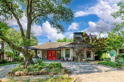 803 Brookhurst Dr, Dallas, TX, 75218-2237 | Card Image