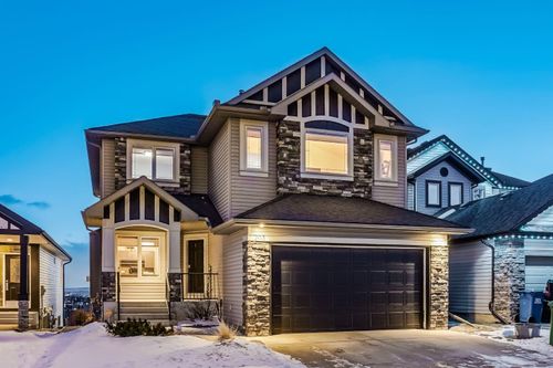 203 Sunset Cir, Cochrane, AB, T4C0C6 | Card Image