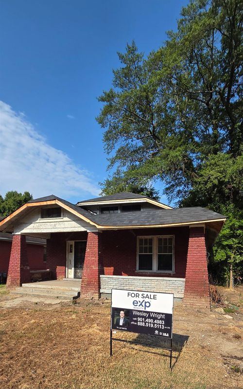 1055 Azalia St, Memphis, TN, 38106-2205 | Card Image