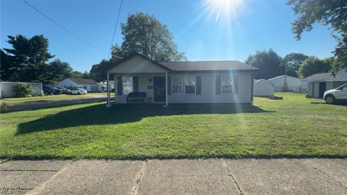 2358 Nesmith Lake Blvd, Akron, OH, 44314-3643 | Card Image
