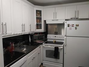 Mansfield M , Boca Raton, FL 33434