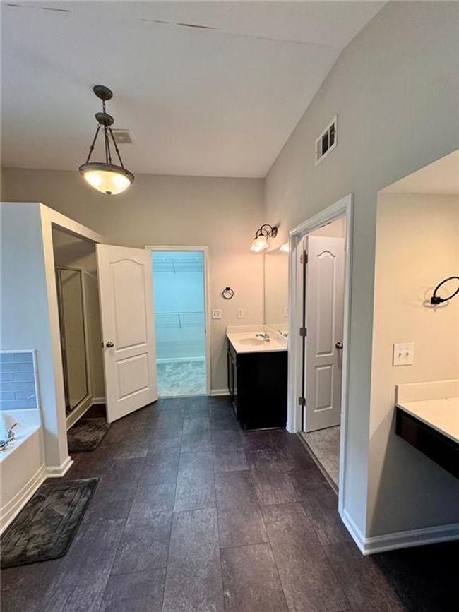 5688 Baffin Rd, House other with 4 bedrooms, 3 bathrooms and 6 parking in College Park GA | Image 16