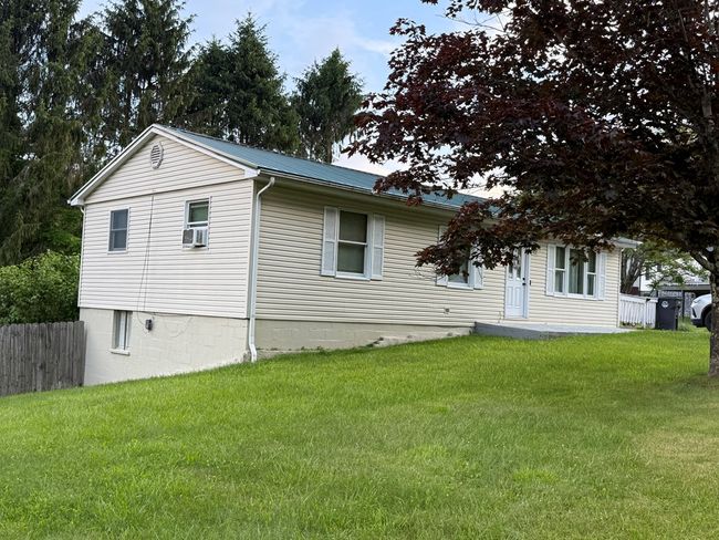 10636 Arbor Rd, House other with 3 bedrooms, 2 bathrooms and 1 parking in Wise VA | Image 24