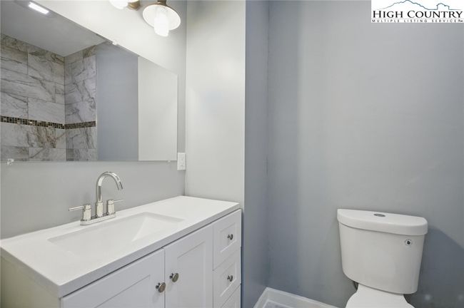 308 Hickory St, House other with 3 bedrooms, 3 bathrooms and null parking in Granite Falls NC | Image 18