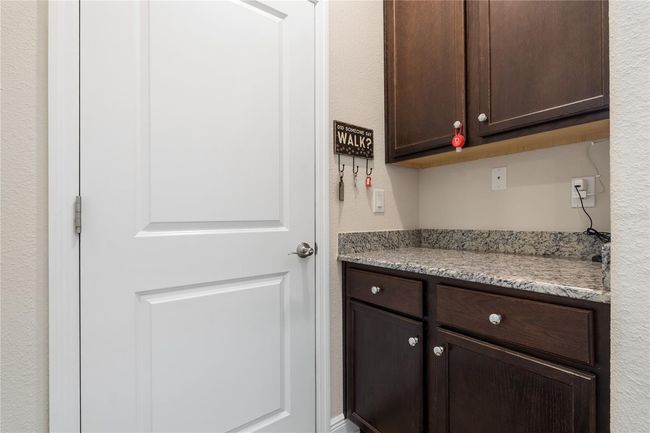 ENSUITE DOWNSTAIRS BATH | Image 24