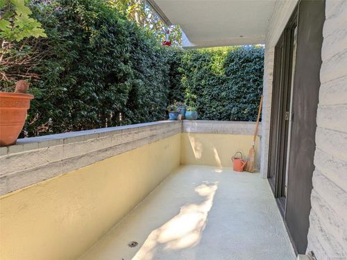 101-1050 Park Blvd, Victoria, BC, V8V2T4 | Card Image