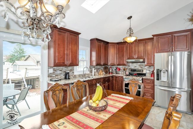 16529 Edgewood Dr, House other with 3 bedrooms, 2 bathrooms and 2 parking in Plainfield IL | Image 8