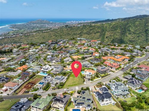 938 Ikena Cir, Honolulu, HI, 96821-2554 | Card Image