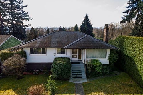 3706 Clinton St, Burnaby, BC, V5J2J8 | Card Image