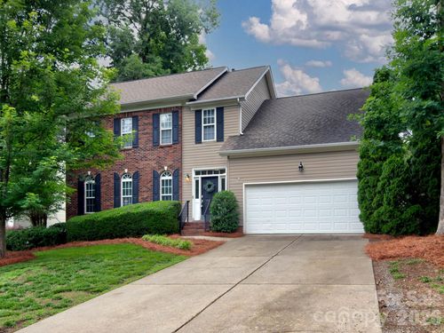 8922 Pristine Ct, Huntersville, NC, 28078-5664 | Card Image