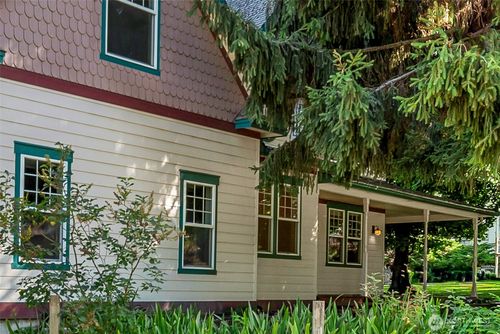 6005 Sunset Hwy, Cashmere, WA, 98815-9528 | Card Image