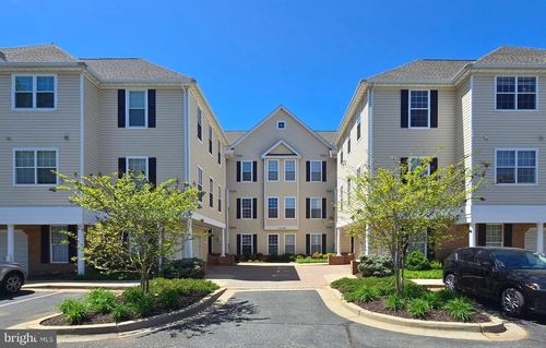 3-302-12708 Found Stone Rd, GERMANTOWN, MD, 20876-6909 | Card Image