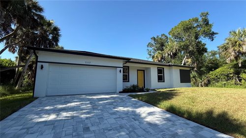 1117 Vernon Ave, PORT CHARLOTTE, FL, 33948-6233 | Card Image