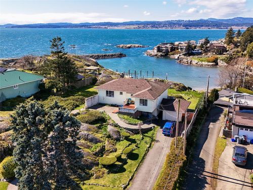 310 Clifton Terr, Esquimalt, BC, V9A5X9 | Card Image