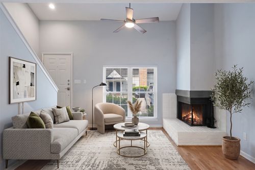 4-5604 Woodrow Ave, Austin, TX, 78756-1744 | Card Image