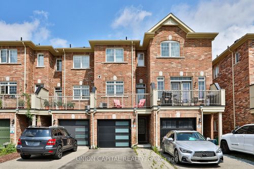 45 Dundas Way, Markham, ON, L6E0R7 | Card Image
