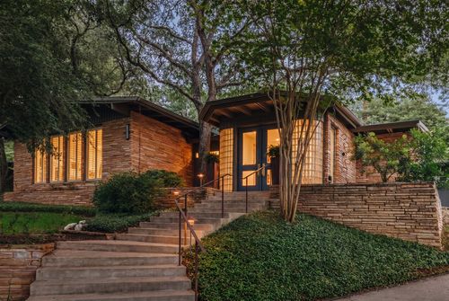 3304 Cherry Tree Cir, Austin, TX, 78731-5712 | Card Image
