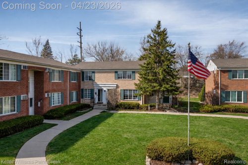 445 Miller Ave, Rochester, MI, 48307-2229 | Card Image