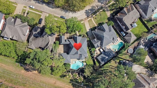 9519 Woodcliff Lake Dr, House other with 5 bedrooms, 5 bathrooms and 4 parking in Spring TX | Image 46