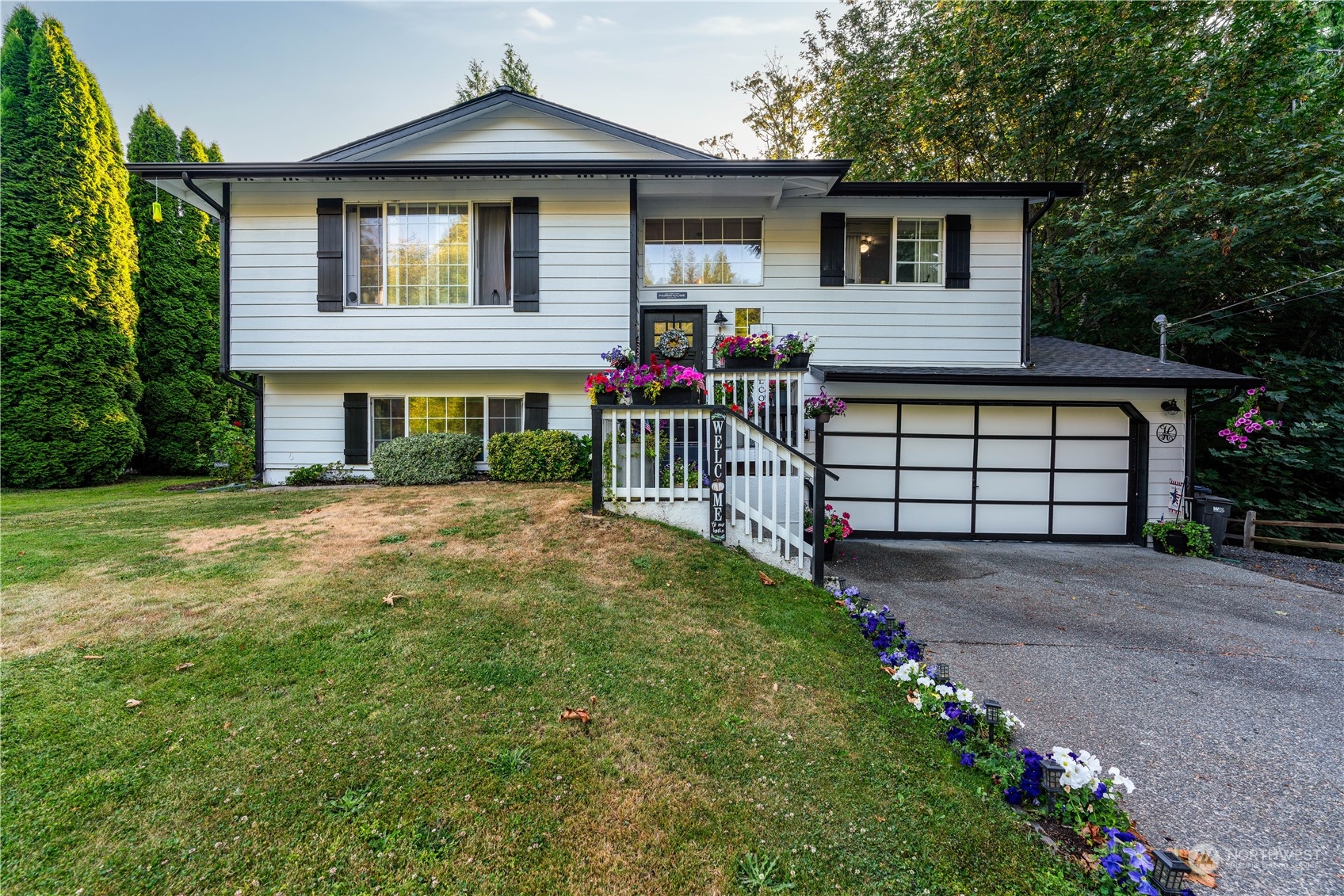 Glacier Ln, Camano Island, WA 98282