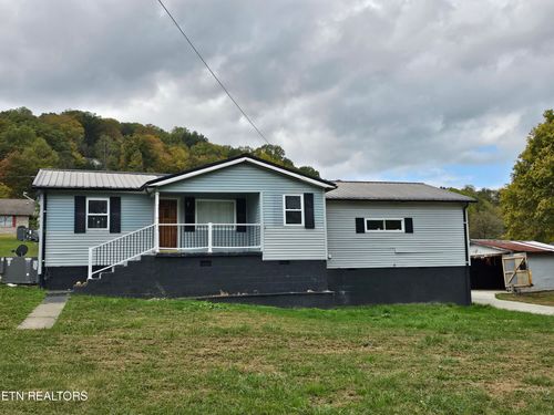 648 Poplar Ave, Jellico, TN, 37762-2363 | Card Image