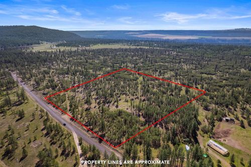 5742 Corkscrew Canyon Rd, Tumtum, WA, 99034-9716 | Card Image