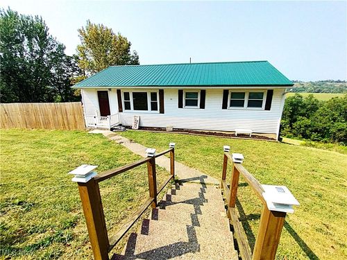 61900 Fairview Rd, Barnesville, OH, 43713-9785 | Card Image