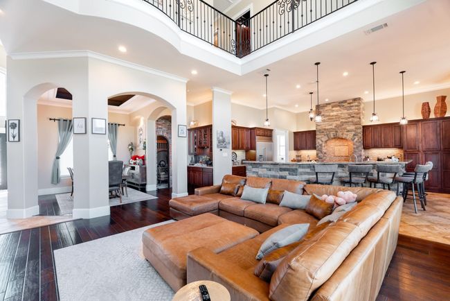 27493 S Lazy Meadow Way, House other with 6 bedrooms, 8 bathrooms and 5 parking in Spring TX | Image 12