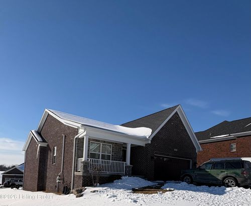 121 Lillian Ct, Shepherdsville, KY, 40165-8690 | Card Image