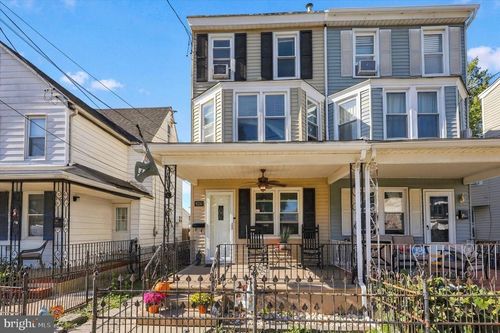420 Washington St, BRISTOL, PA, 19007-3909 | Card Image