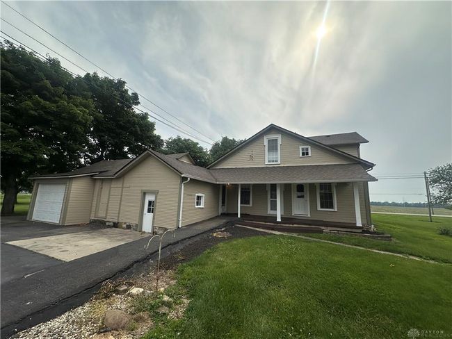 3155 S State Route 48, House other with 4 bedrooms, 3 bathrooms and null parking in Ludlow Falls OH | Image 7