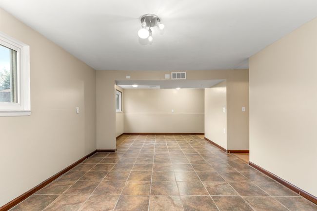 16592 Country Club Dr, House other with 3 bedrooms, 2 bathrooms and null parking in Livonia MI | Image 27