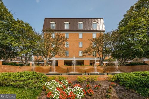n109-8101 Connecticut Ave, CHEVY CHASE, MD, 20815-2831 | Card Image